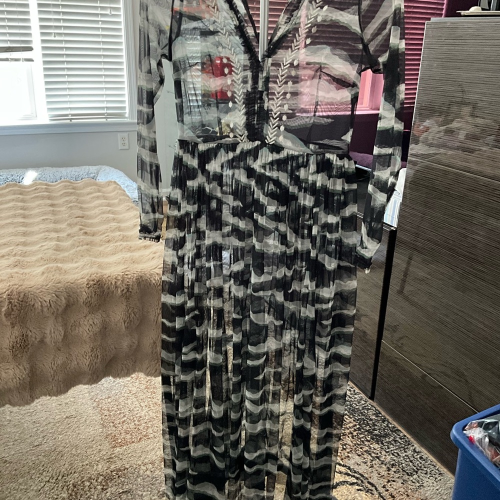 French Connection Black and White V-Neck Gown